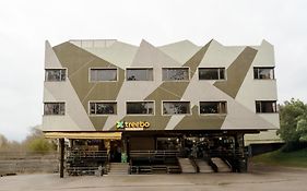 Treebo Ashirwad Regency, Near Bhopal Junction Railway Station